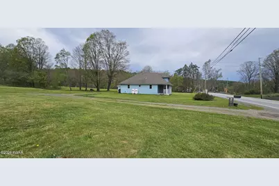 3067 Hancock Highway, Equinunk, PA 18417 - Photo 17