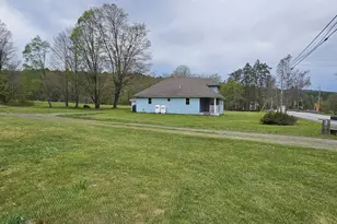 3067 Hancock Hwy, Equinunk, PA 18417 - Photo 17