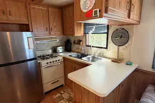 121 Navajo Ln, Shohola, PA 18458 - Photo 7