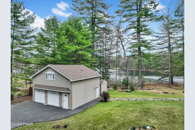 135 Hemlock Point Court, Hawley, PA 18428 - Photo 3