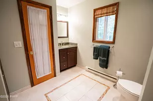 120 S Fairway Dr, Lake Ariel, PA 18436 - Photo 39