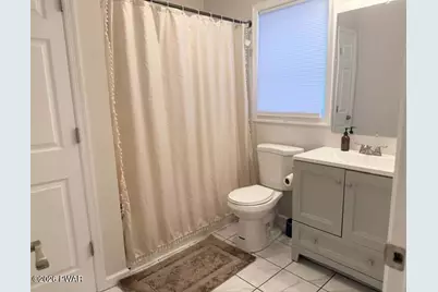 303 Avenue E, Matamoras, PA 18336 - Photo 23