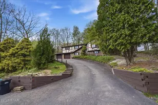31 Brunswick Dr, Mount Pocono, PA 18344 - Photo 3