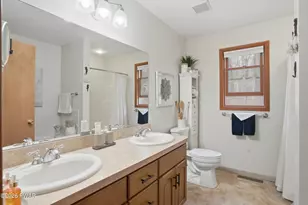 135 Blueberry Dr, Milford, PA 18337 - Photo 53