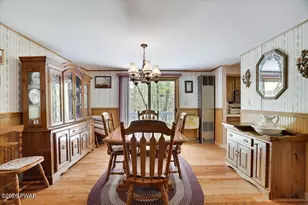 1025 Lakeshore Dr, Lake Ariel, PA 18436 - Photo 7