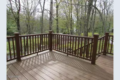 328 Maple Ridge Drive, Hawley, PA 18428 - Photo 9