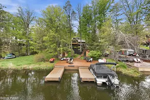 562 Lakeview Dr W, Lake Ariel, PA 18436 - Photo 3