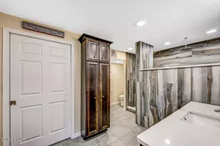 562 Lakeview Dr W, Lake Ariel, PA 18436 - Photo 69