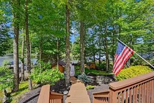 562 Lakeview Dr W, Lake Ariel, PA 18436 - Photo 17