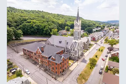 124 E Abbott Street, Jim Thorpe, PA 18232 - Photo 1
