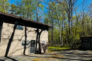 111 Widgeon Ln, Lords Valley, PA 18428 - Photo 1
