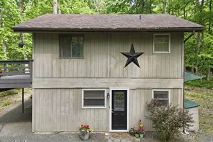 111 Widgeon Ln, Lords Valley, PA 18428 - Photo 3