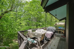 1995 Lakeview Dr E, Lake Ariel, PA 18436 - Photo 9