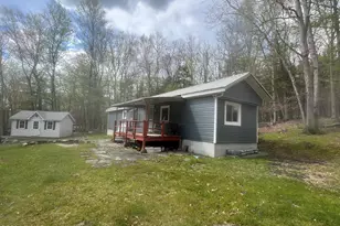 132 Happy Hollow Dr, Shohola, PA 18458 - Photo 3
