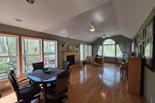 807 Dogwood Ct, Lords Valley, PA 18428 - Photo 13
