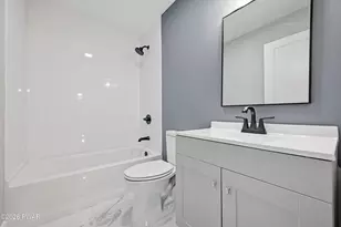 176 Seneca Dr, Milford, PA 18337 - Photo 37