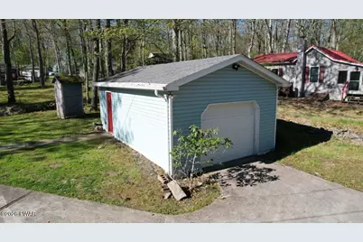 175 Brewster Road, Dingmans Ferry, PA 18328 - Photo 33