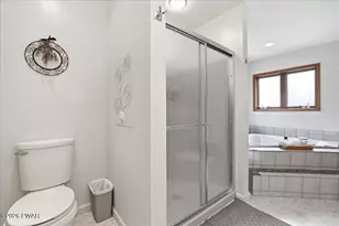 124 Hawk Ln, Canadensis, PA 18325 - Photo 33