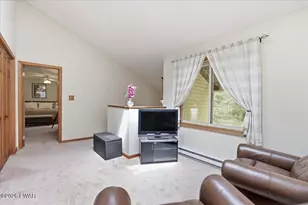124 Hawk Ln, Canadensis, PA 18325 - Photo 27