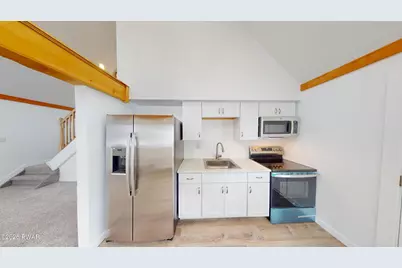 166 Mallard Lane, Bushkill, PA 18324 - Photo 3