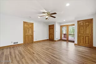 200 Laurel Ln, Greentown, PA 18426 - Photo 45