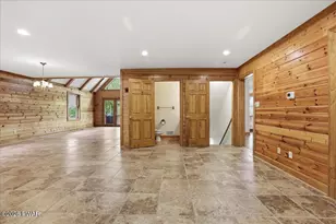200 Laurel Ln, Greentown, PA 18426 - Photo 5