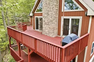 200 Laurel Ln, Greentown, PA 18426 - Photo 93