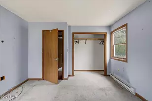 520 Hummingbird Ct, Bushkill, PA 18324 - Photo 9