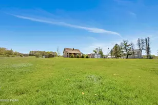 258B Cemetery Rd, Moscow, PA 18444 - Photo 3