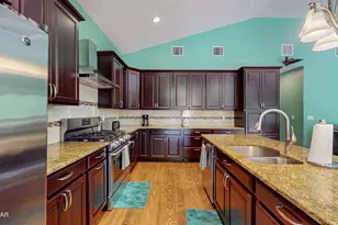 49 White Pine Cir, Lake Ariel, PA 18436 - Photo 17