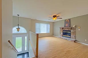 412 Scotch Pine Dr, Pocono Summit, PA 18346 - Photo 7