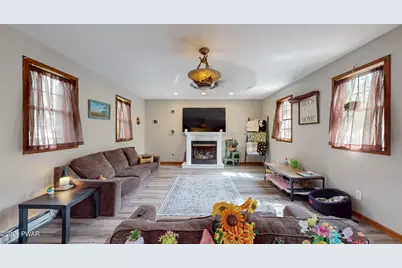 128 Franklin Avenue, Greenfield Twp, PA 18407 - Photo 7