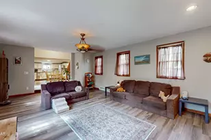 128 Franklin Ave, Greenfield Twp, PA 18407 - Photo 7