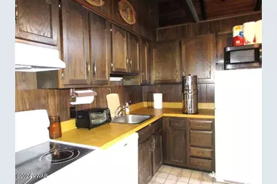 102 Surrey Lane, Lords Valley, PA 18428 - Photo 5