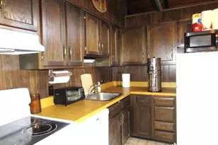 102 Surrey Ln, Lords Valley, PA 18428 - Photo 5