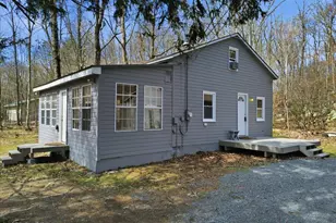 209 Urban Rd, Hawley, PA 18428 - Photo 3
