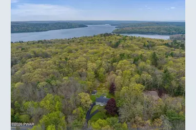 212 Lakeshore Drive, Lakeville, PA 18438 - Photo 5