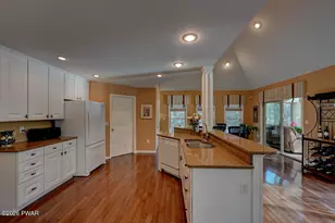 59 Lakeview Timbers Dr, Gouldsboro, PA 18424 - Photo 11