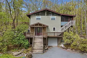 801 Canoe Brook Ct W, Lords Valley, PA 18428 - Photo 1