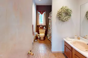 105 Orchard Dr, Lords Valley, PA 18428 - Photo 33