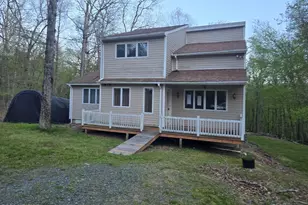 210 Urban Rd, Hawley, PA 18428 - Photo 3