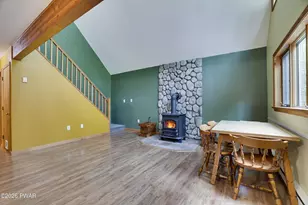 115 Fawnwood Cir, Greentown, PA 18426 - Photo 15