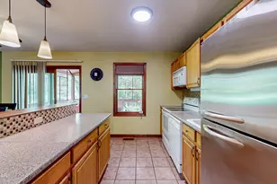 102 Autumn Rd, Dingmans Ferry, PA 18328 - Photo 15