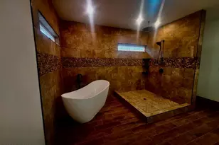 215 Cottonwood Dr, Hawley, PA 18428 - Photo 23