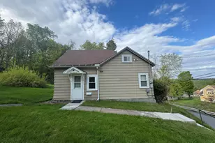 744 Ridge St, Honesdale, PA 18431 - Photo 1