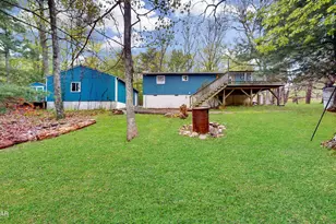 111 Lollipop Ln, Dingmans Ferry, PA 18328 - Photo 33