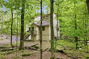 34 Split Rail Ln, Lake Ariel, PA 18436 - Photo 3