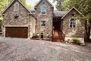 75 Parkwood Dr, Lake Ariel, PA 18436 - Photo 1