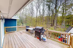 105 Wagoner Ln, Hawley, PA 18428 - Photo 27