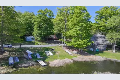 240 W Shore Drive, Hawley, PA 18428 - Photo 3